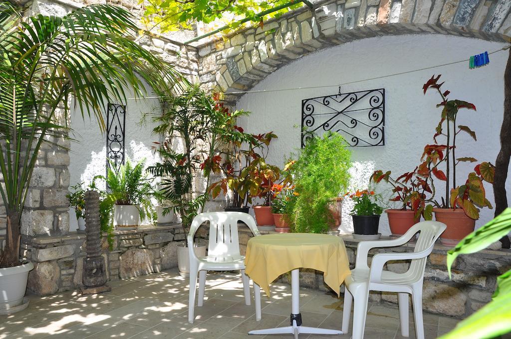Remezzo Hotel & Studios Pythagoreio  Bagian luar foto